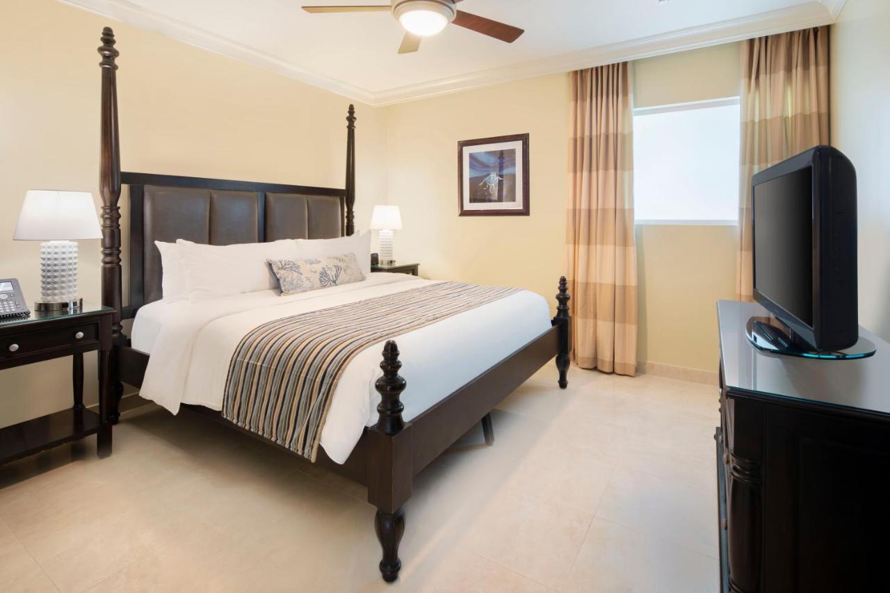 Ocean Two Resort - Breakfast Included By Ocean Hotels Saint Lawrence Gap Exteriör bild