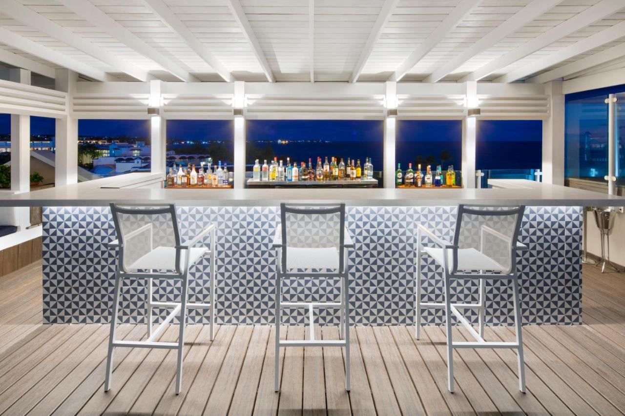 Ocean Two Resort - Breakfast Included By Ocean Hotels Saint Lawrence Gap Exteriör bild