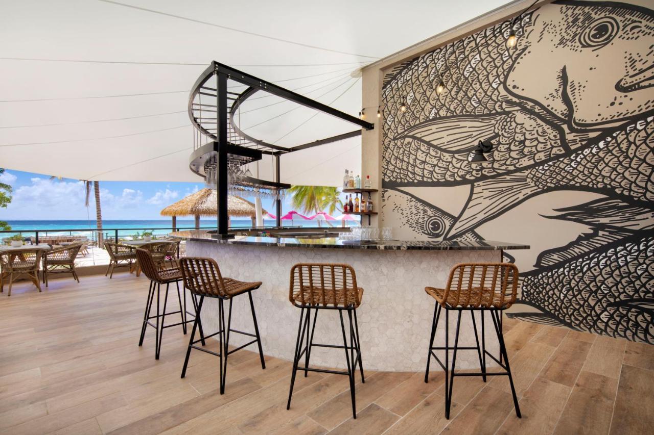 Ocean Two Resort - Breakfast Included By Ocean Hotels Saint Lawrence Gap Exteriör bild