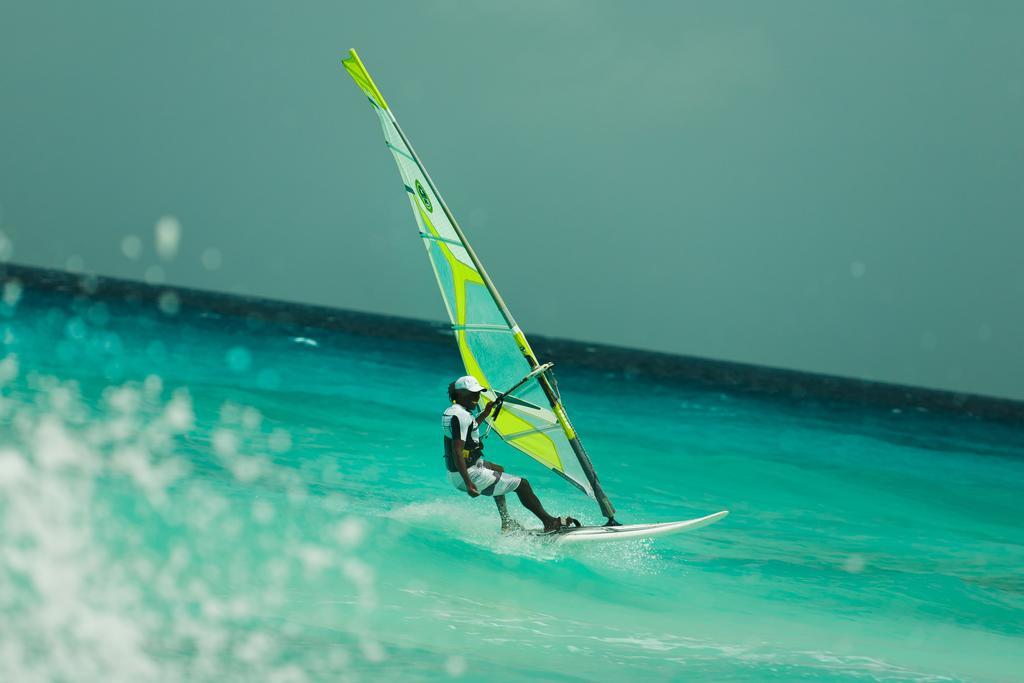 Ocean Two Resort - Breakfast Included By Ocean Hotels Saint Lawrence Gap Exteriör bild
